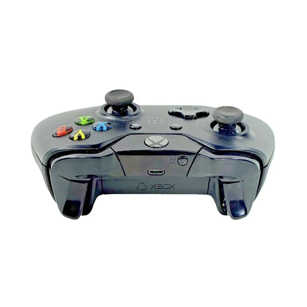 Official Microsoft Xbox One Wireless Controller Day One 2013 Edition Tested
